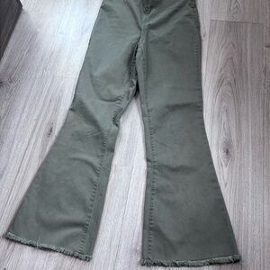 Flare stretch olive green pants